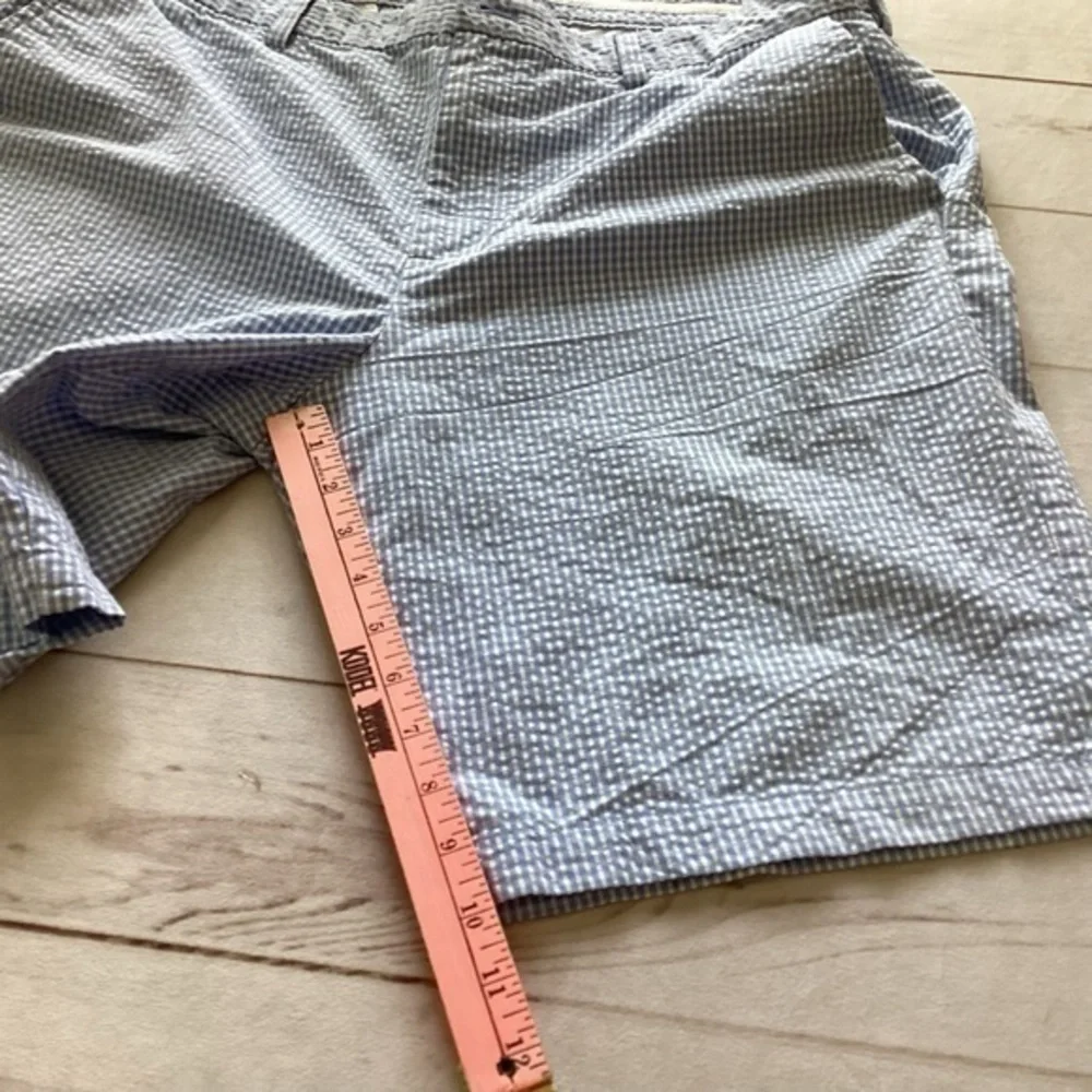 Mens IZOD Shorts Size 40